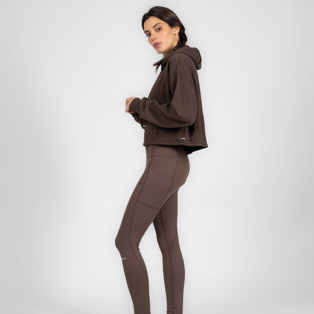 Sudadera Deportiva Corta con Gorro para Mujer Edición Limitada IRONSIDE