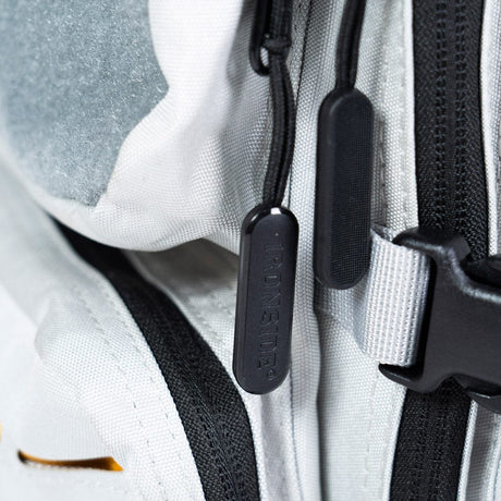 Mochila IRONSIDE 25 LTMOCHILAIRONSIDEColor: Negro, Militar, Gris / Amarillo