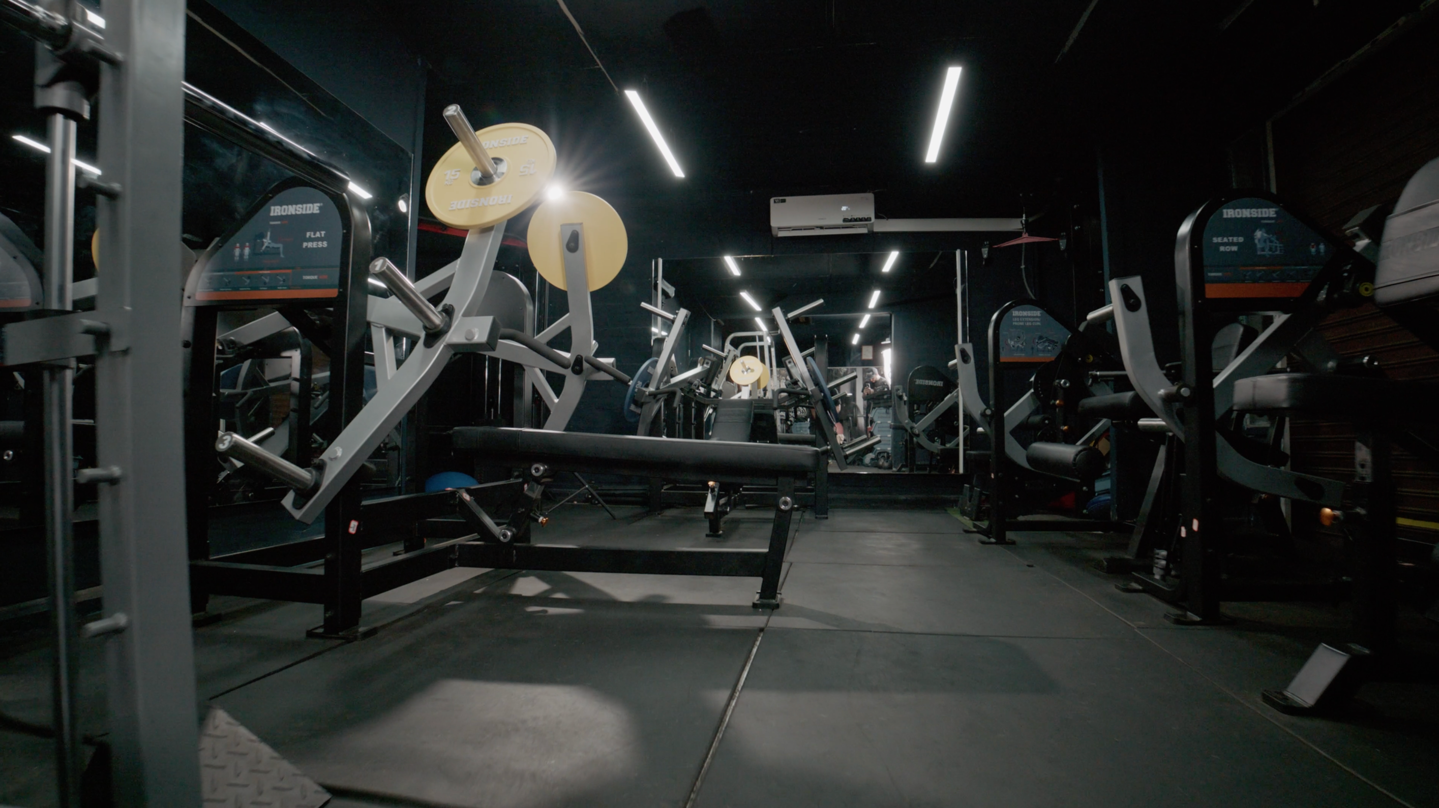 Gimnasio Boutique Warmachine
