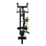 Lat Pulldown plate loaded profesional con manillas rotatorias, brazos ajustables y alta estabilidad para tracción vertical precisa en uso comercial intensivo.