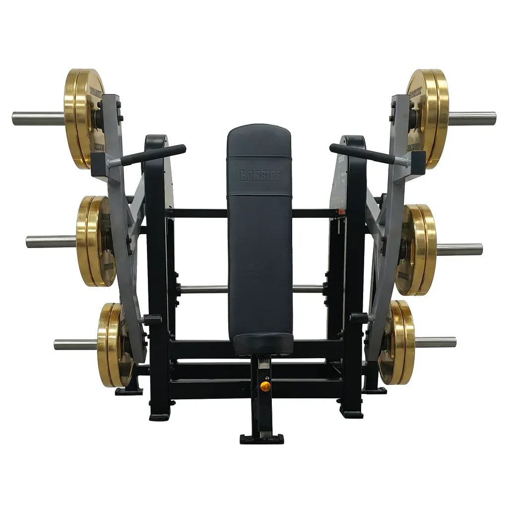 Shoulder Press comercial con brazos independientes y Smart Strength Technology para un empuje vertical estable, ajustable y de alto rendimiento técnico.
