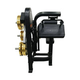 Extensión de tríceps plate loaded con ajustes múltiples, resistencia manipulable y estructura comercial estable para entrenamientos seguros y progresivos.